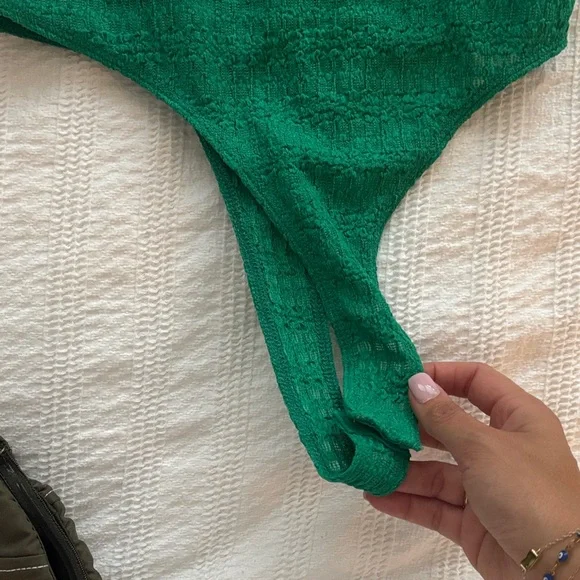 Francesca's Collections Green Ruffle Bodysuit - Picture 4 of 5